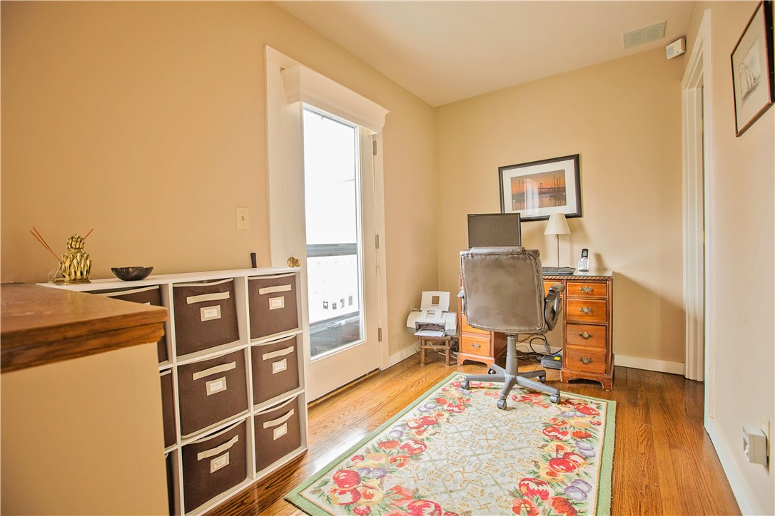 15 Hammersmith Road, Unit 25A Newport, RI 02840 - Photo 13 of 35