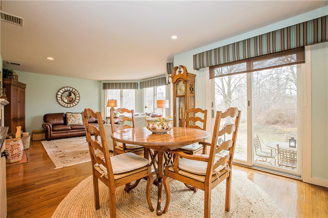 15 Hammersmith Road, Unit 25A Newport, RI 02840 - Photo 6 of 35
