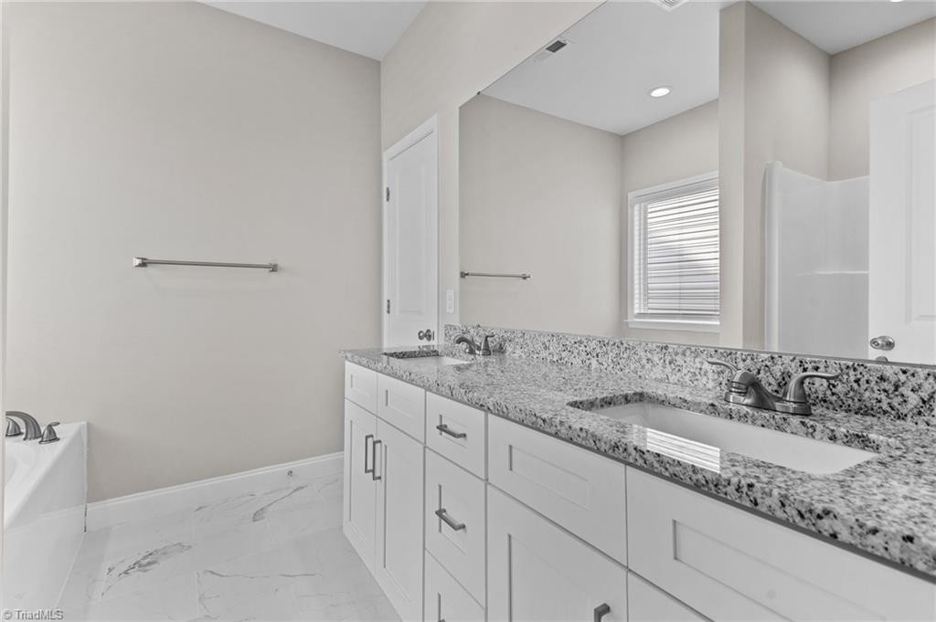 2810 Roland Road Greensboro, NC 27407 - Photo 23 of 39 Gallery Image 23