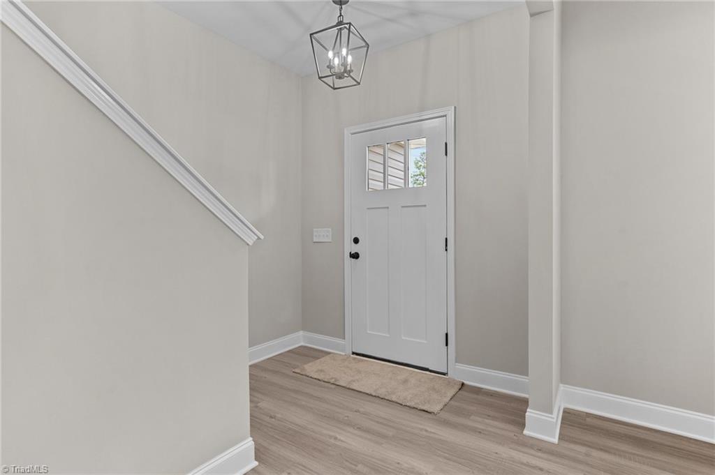 2810 Roland Road Greensboro, NC 27407 - Photo 6 of 39 Gallery Image 6