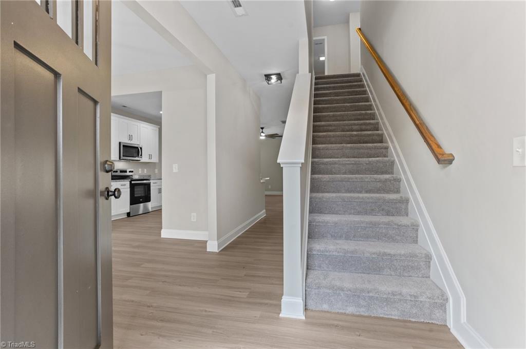 2810 Roland Road Greensboro, NC 27407 - Photo 7 of 39 Gallery Image 7