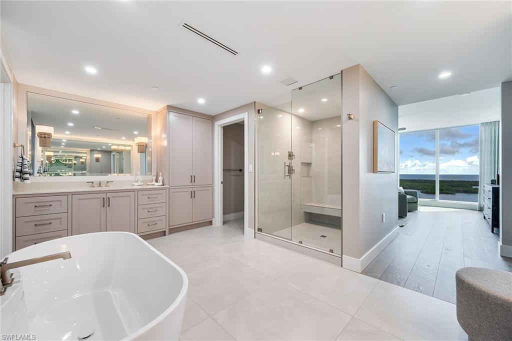 13945 Old Coast Road, Unit 1202 Naples, FL 34110 - Photo 31 of 50