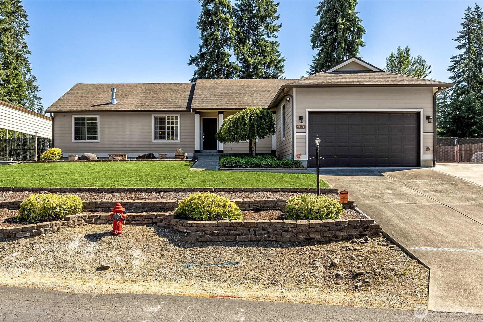 9504 347th Street South Roy, WA 98580 - Photo 2 of 30