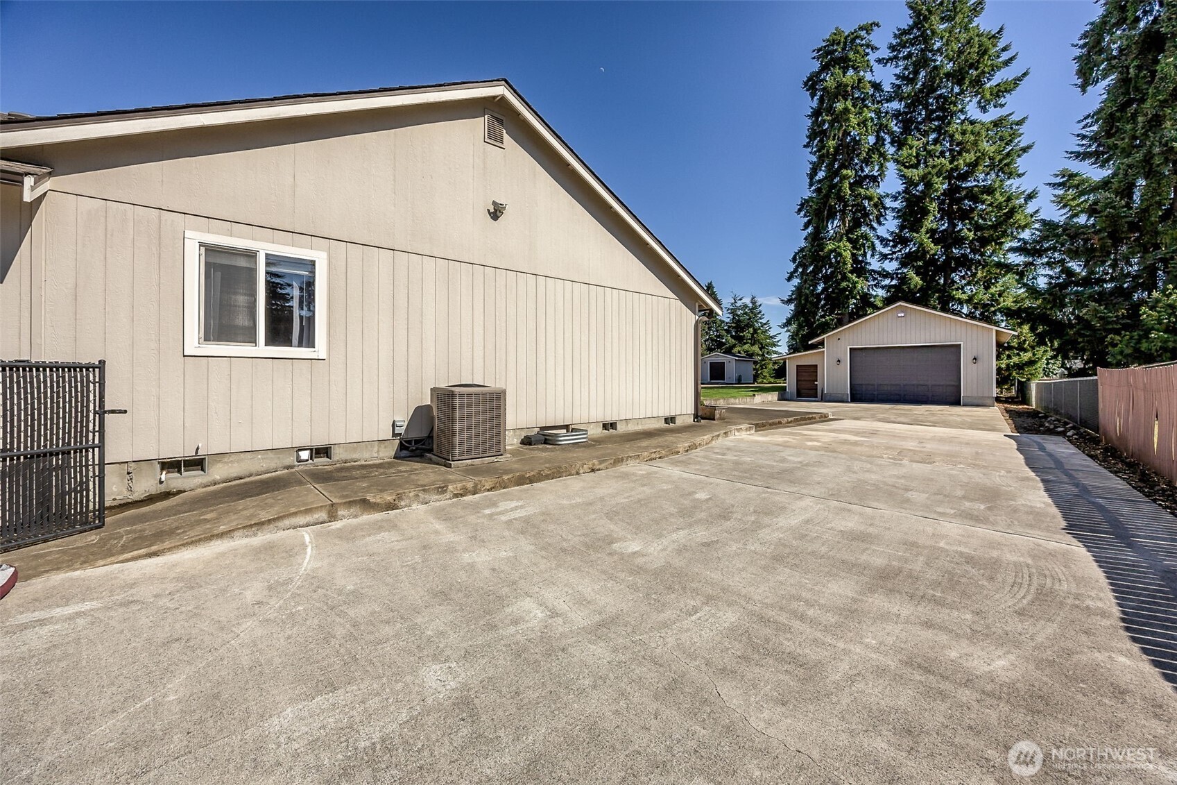 9504 347th Street South Roy, WA 98580 - Photo 23 of 30