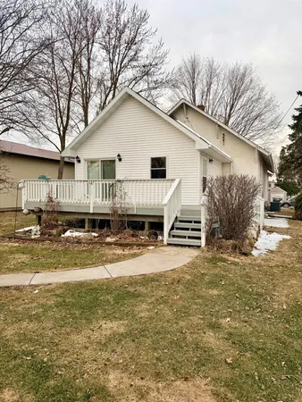 $189,900 | 325 Central Avenue North, Milaca, MN 56353