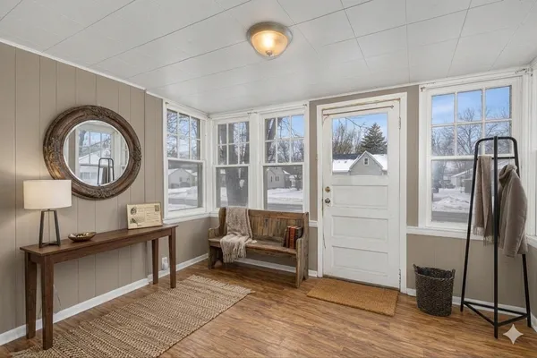 $189,900 | 325 Central Avenue North, Milaca, MN 56353