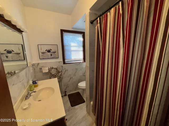 $1,950 | 719 Saginaw Street, Scranton, PA 18505