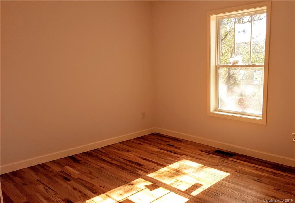 50 Laurel Road, Unit 11 Arden, NC 28704 - Photo 9 of 17 Gallery Image 9
