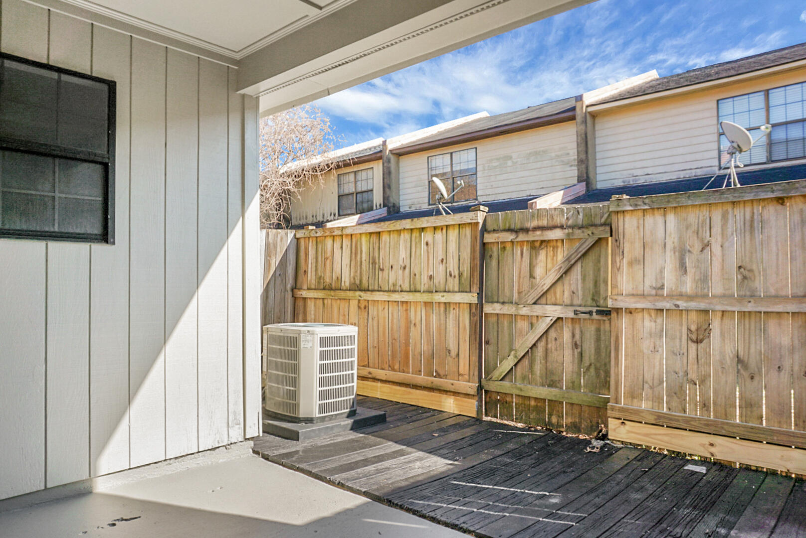 4191 Highgate Court North Charleston, SC 29418 - Photo 17 of 18 DSC08488