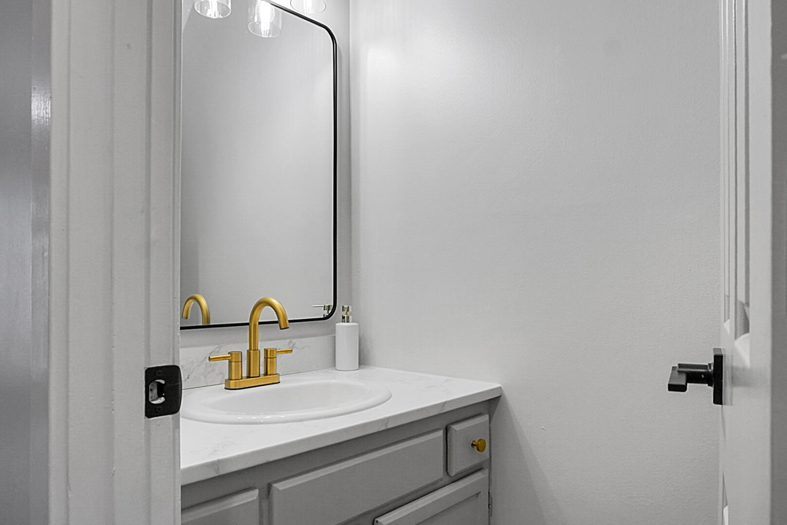 4191 Highgate Court North Charleston, SC 29418 - Photo 8 of 18 DSC08474