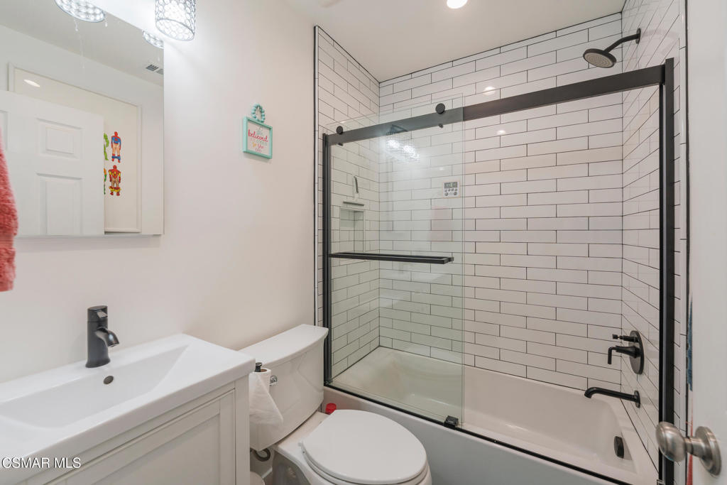 2517 Phyllis Street Simi Valley, CA 93065 - Photo 15 of 28