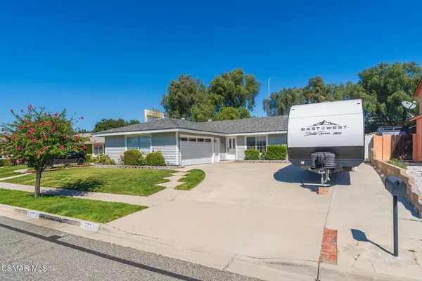 $869,900 | 2517 Phyllis Street, Simi Valley, CA 93065