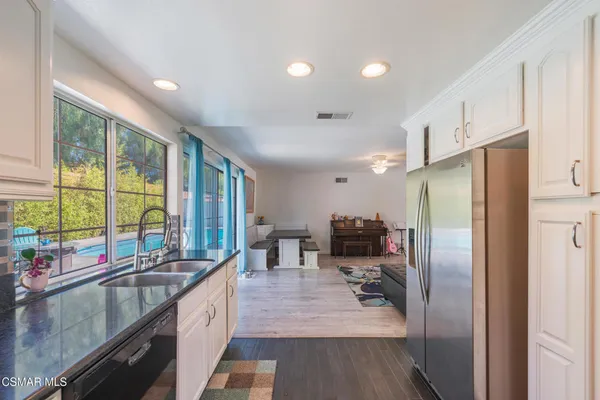 $869,900 | 2517 Phyllis Street, Simi Valley, CA 93065