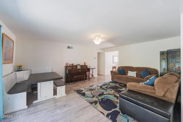 $869,900 | 2517 Phyllis Street, Simi Valley, CA 93065