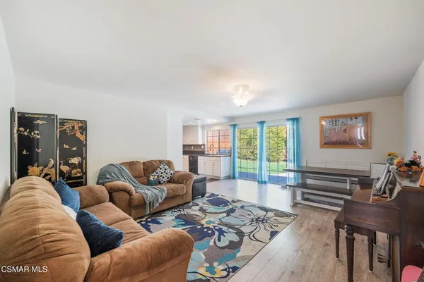 $869,900 | 2517 Phyllis Street, Simi Valley, CA 93065