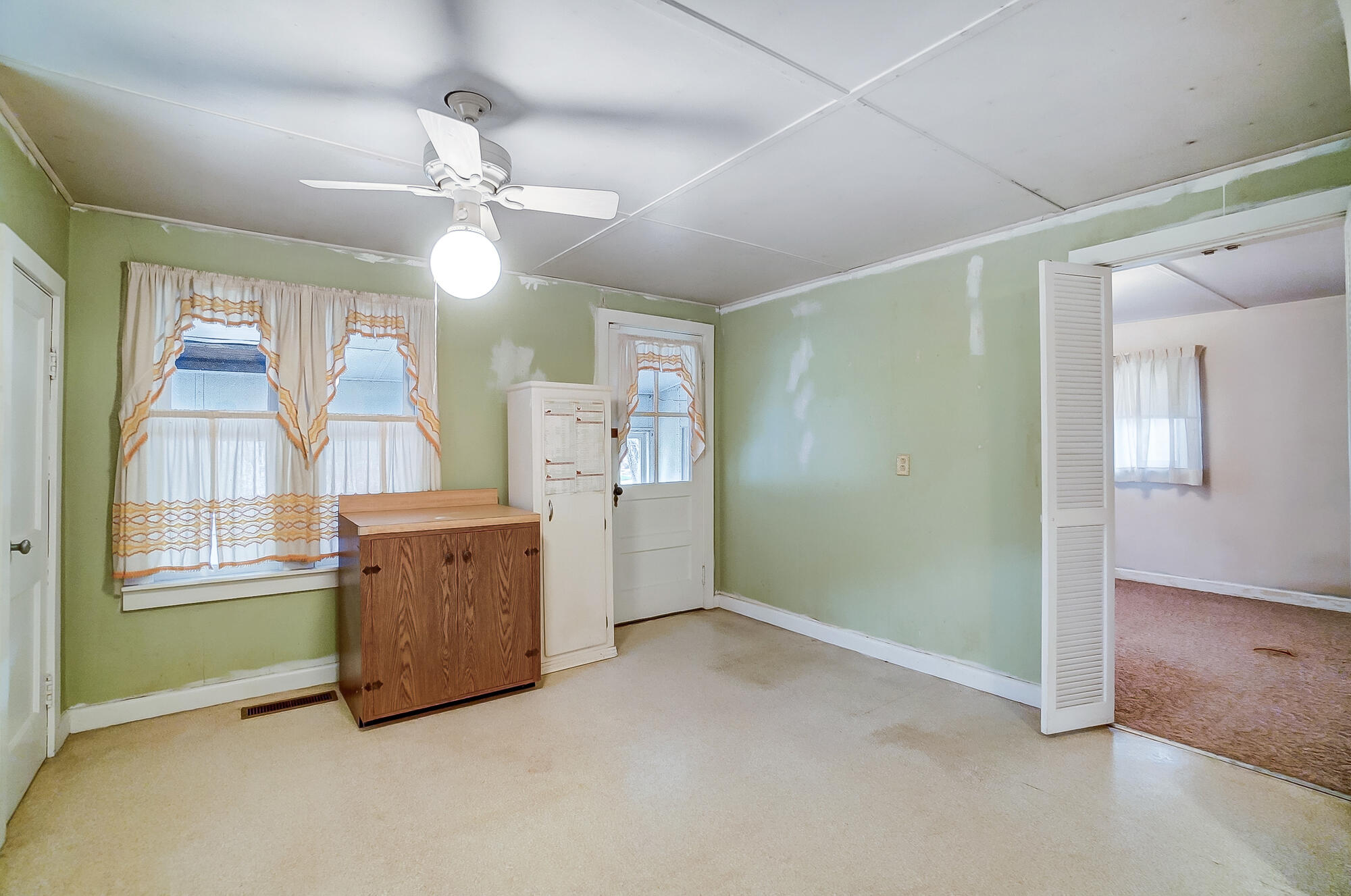 819 North Burnett Road Springfield, OH 45503 - Photo 14 of 46 Gallery Image 14