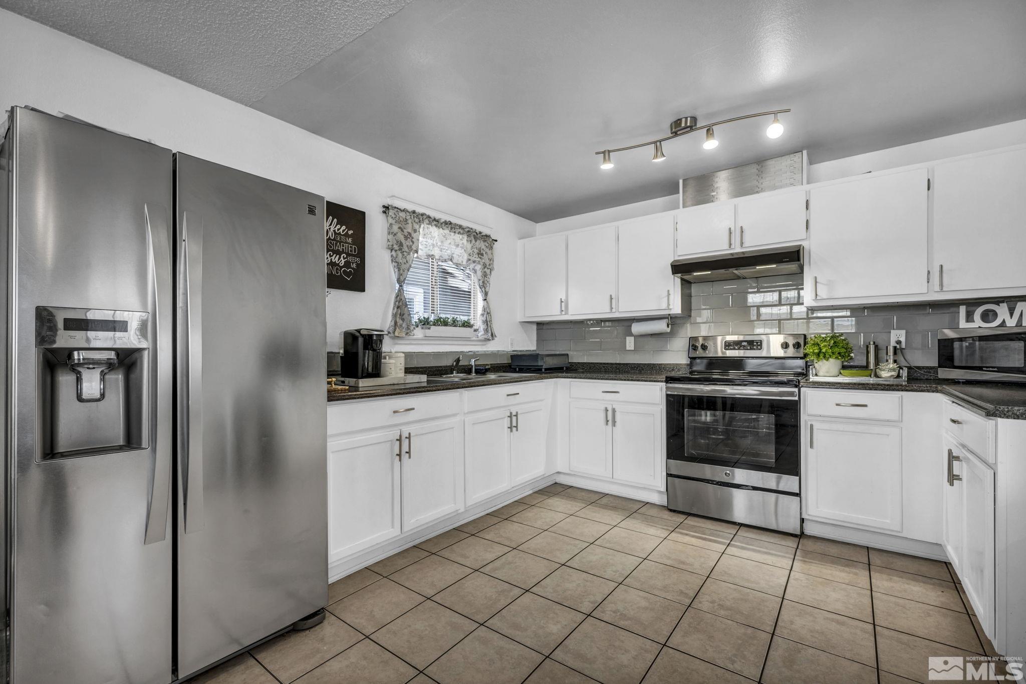 1027 Virbel Lane Reno, NV 89502 - Photo 19 of 31 Photo 19