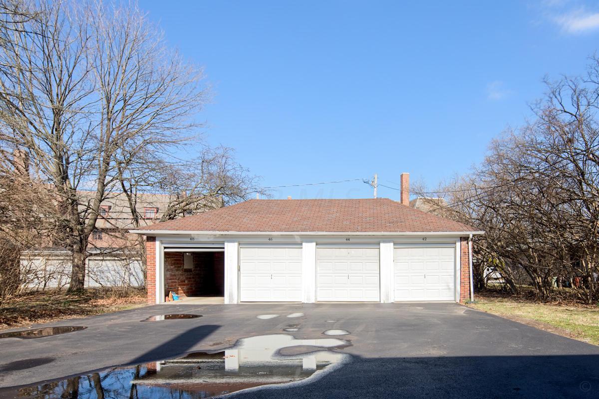 1946 Guilford Road, Unit 1946 Upper Arlington, OH 43221 - Photo 12 of 17