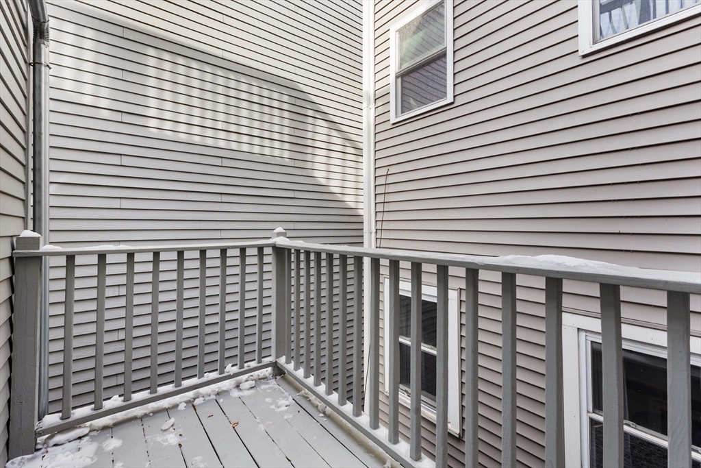 100 Pearl Street, Unit 2 Boston, MA 02129 - Photo 9 of 25 a view of a balcony