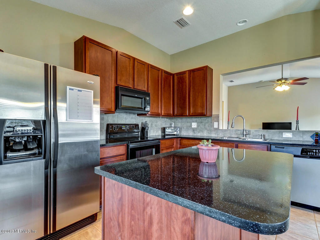 86241 Cartesian Pointe Drive Yulee, FL 32097 - Photo 12 of 31 86241 Cartesian Pointe Dr-MLS_Size-012-1