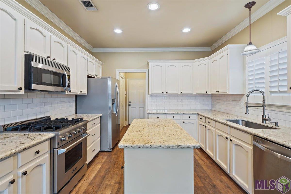 10213 Springpark Avenue Baton Rouge, LA 70810 - Photo 7 of 20