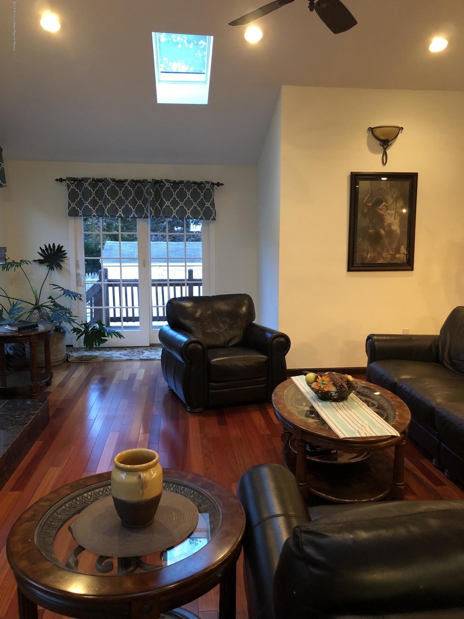 109 Wellington Road Freehold, NJ 07728 - Photo 12 of 47 F8AD44D6-D421-4C5A-ADF0-E25A6DAC1F40