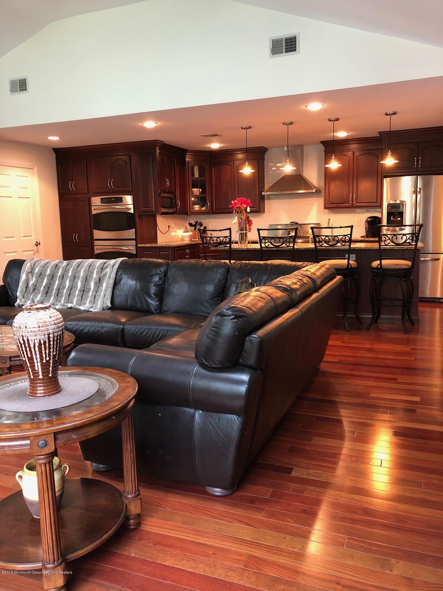 109 Wellington Road Freehold, NJ 07728 - Photo 9 of 47 410218DE-3921-48C6-B40D-41E27A8FF9DE