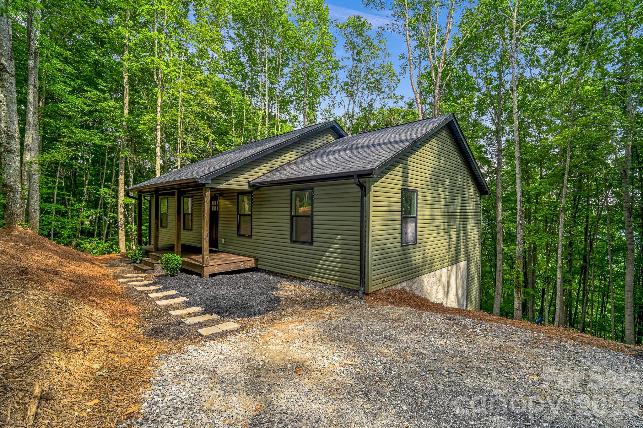 1282 Old Country Road, Unit 36 Waynesville, NC 28786 - Photo 1 of 20