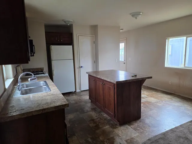 $49,995 | 555-555 Moffat Boulevard, Unit 33, Manteca, CA 95336