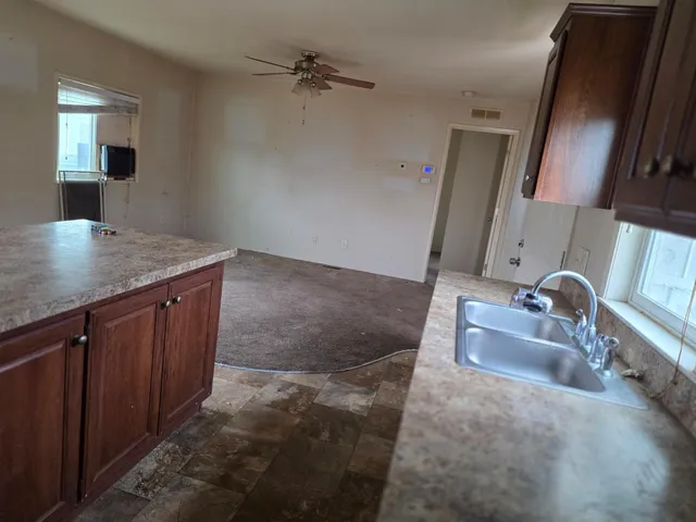 $49,995 | 555-555 Moffat Boulevard, Unit 33, Manteca, CA 95336