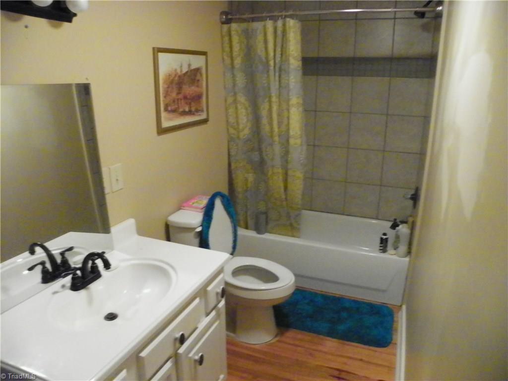 2871 Tyro Road Lexington, NC 27295 - Photo 7 of 17 Main Level full bath