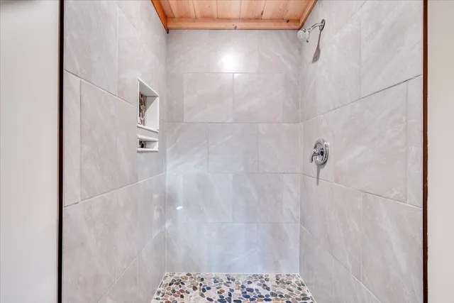 $499,750 | 252 River Road South, Covington, VA 24426