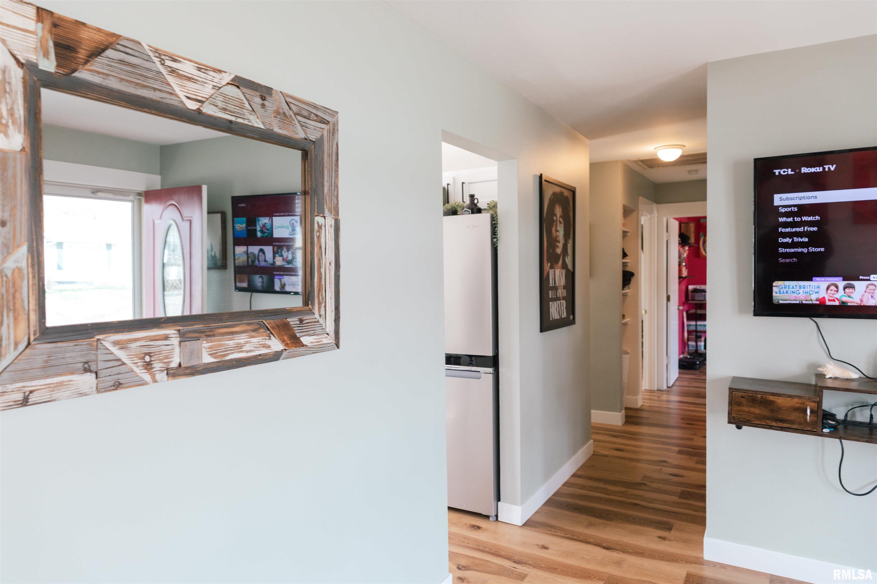 1815 Fairfield Drive Springfield, IL 62702 - Photo 4 of 25