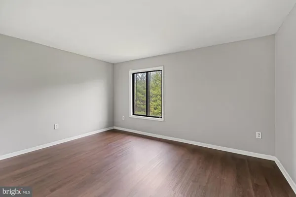 $1,800 | 6934 Hanover Parkway, Unit 402, Greenbelt, MD 20770