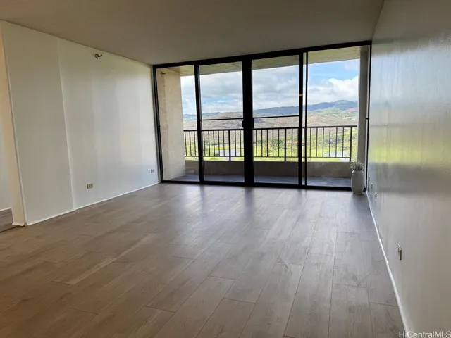 a view of room with window