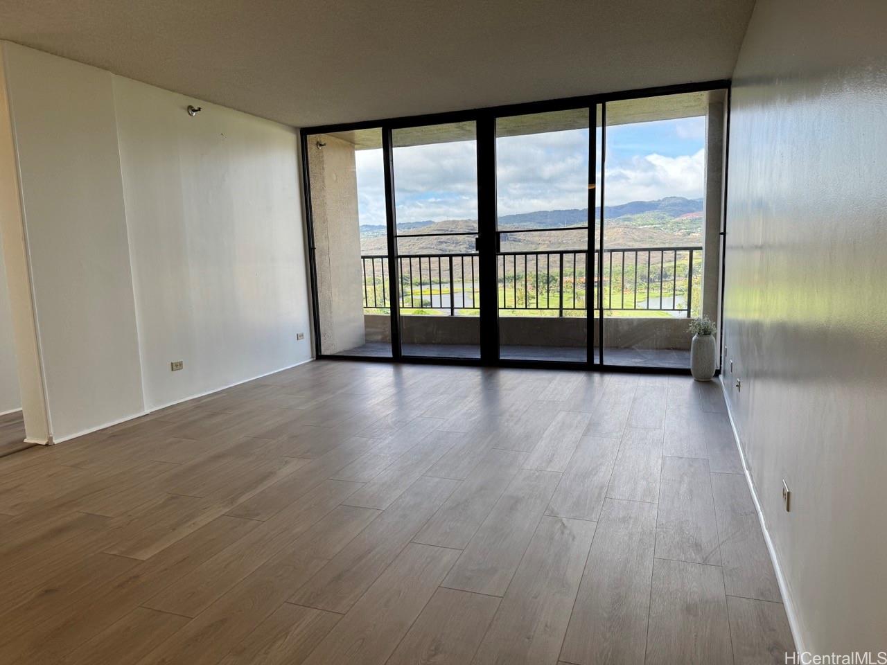 3130 Ala Ilima Street, Unit 22A Honolulu, HI 96818 - Photo 2 of 19 a view of room with window