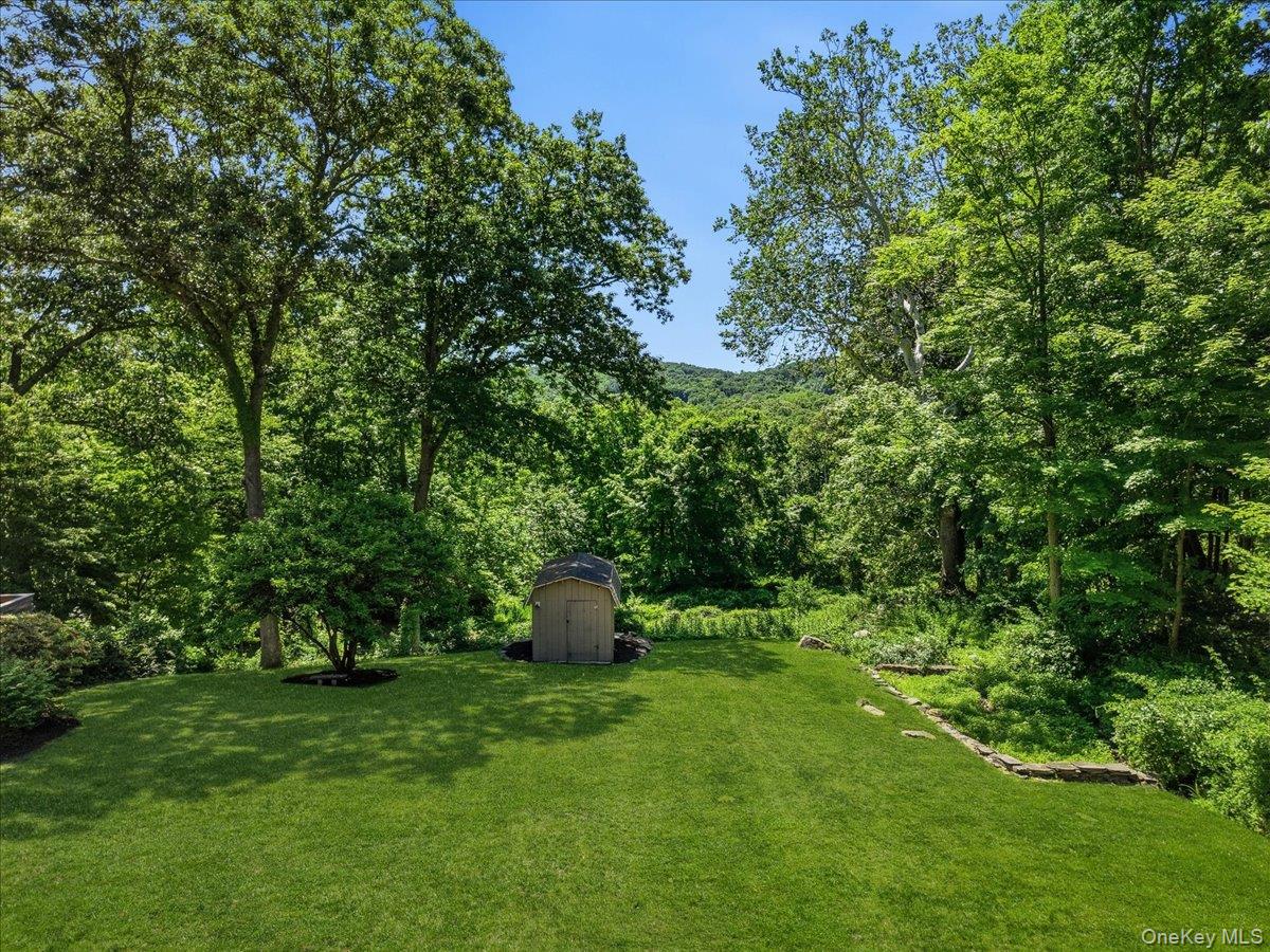 235 Boone Road Yorktown Heights, NY 10598 - Photo 30 of 35