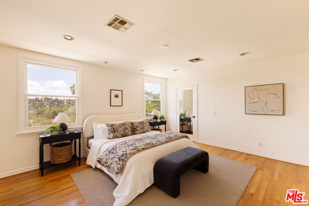 2010 Ridgeview Avenue Los Angeles, CA 90041 - Photo 14 of 54