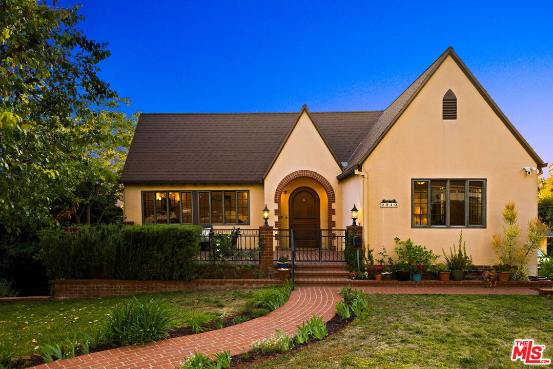 2010 Ridgeview Avenue Los Angeles, CA 90041 - Photo 2 of 54