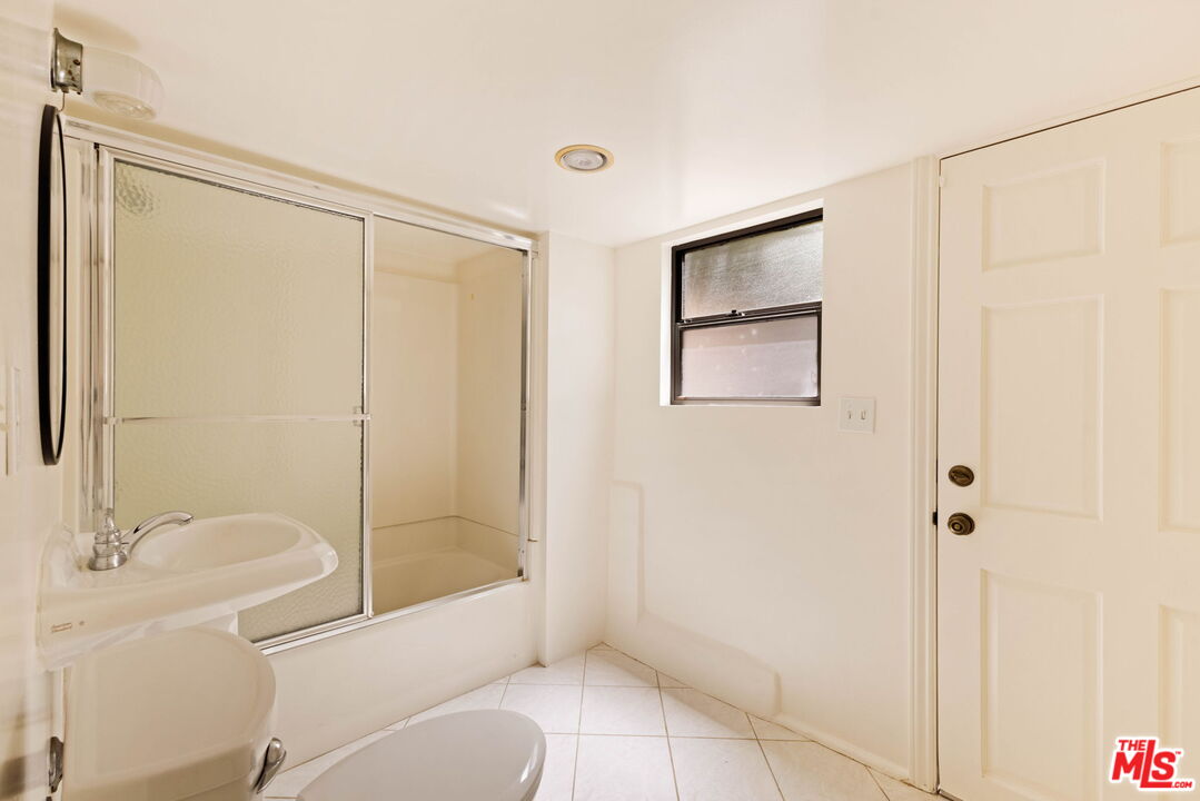 2010 Ridgeview Avenue Los Angeles, CA 90041 - Photo 30 of 54