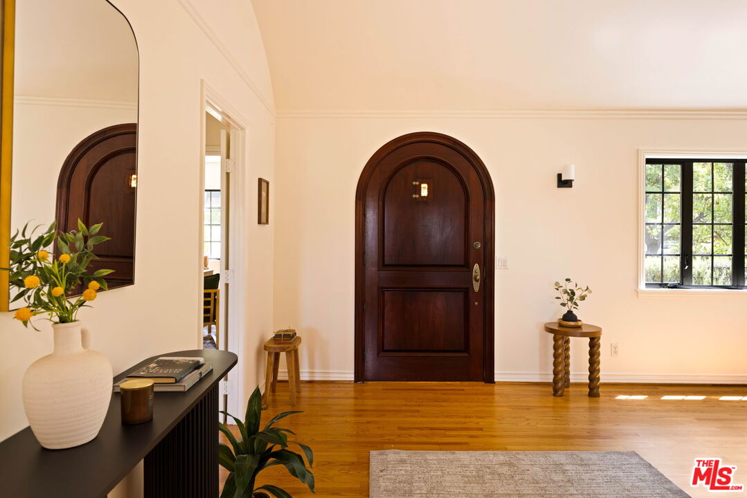 2010 Ridgeview Avenue Los Angeles, CA 90041 - Photo 4 of 54