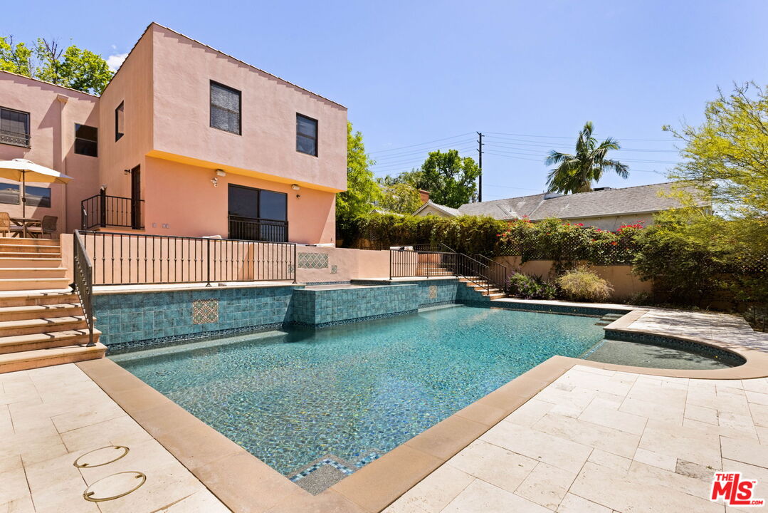 2010 Ridgeview Avenue Los Angeles, CA 90041 - Photo 47 of 54