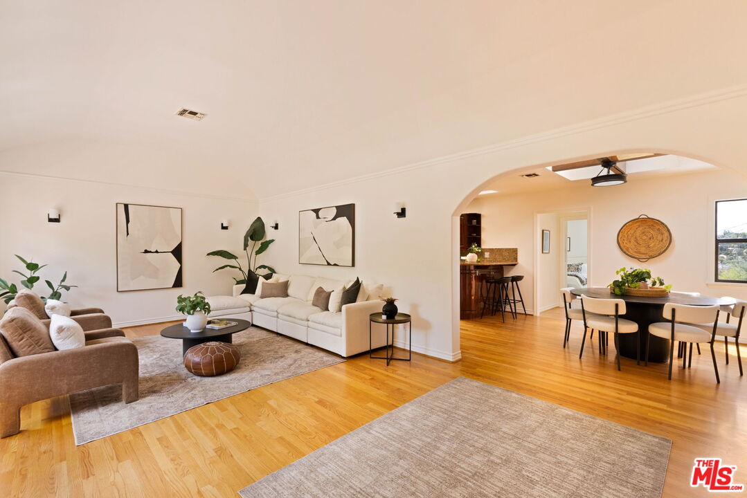 2010 Ridgeview Avenue Los Angeles, CA 90041 - Photo 7 of 54
