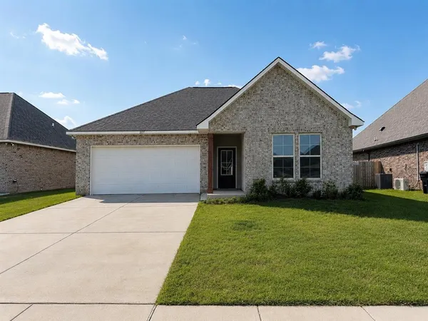 $2,400 | 217 Norwell Lane, Bossier City, LA 71111