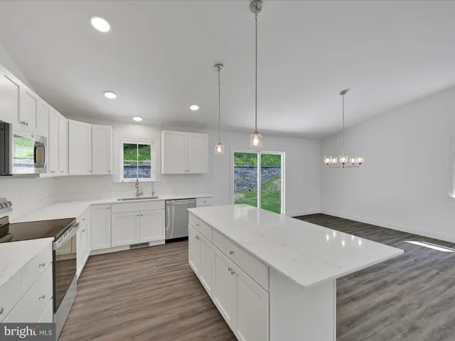 $450,000 | 520 Betty Lane, Columbia, PA 17512