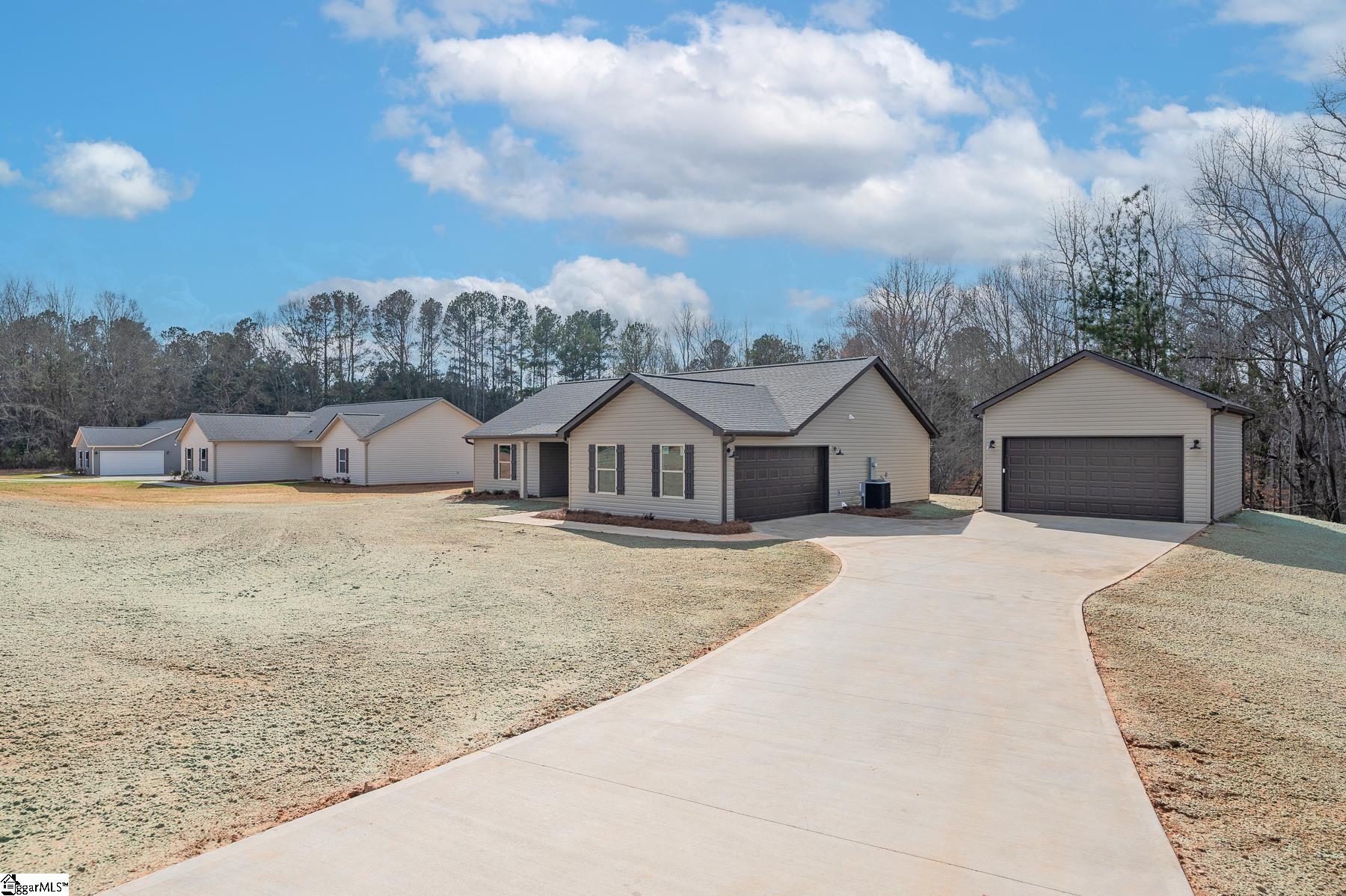 9946 Highway 252 Ware Shoals, SC 29692 - Photo 2 of 28