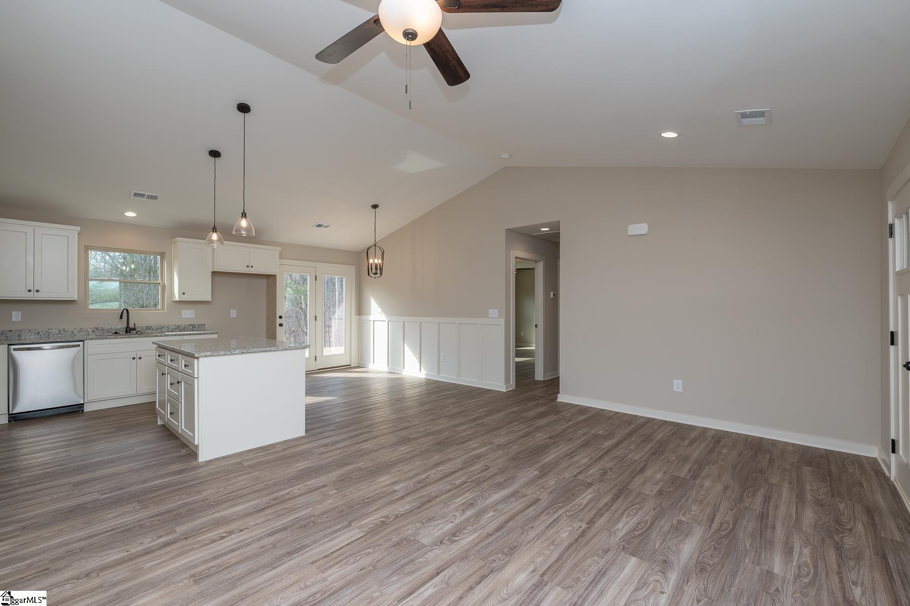 9946 Highway 252 Ware Shoals, SC 29692 - Photo 6 of 28