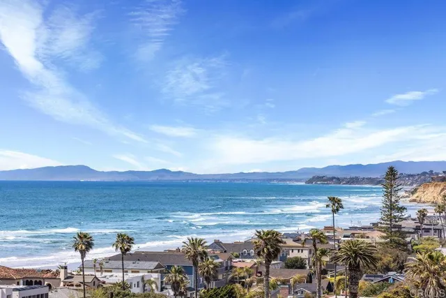 a view of ocean with city view