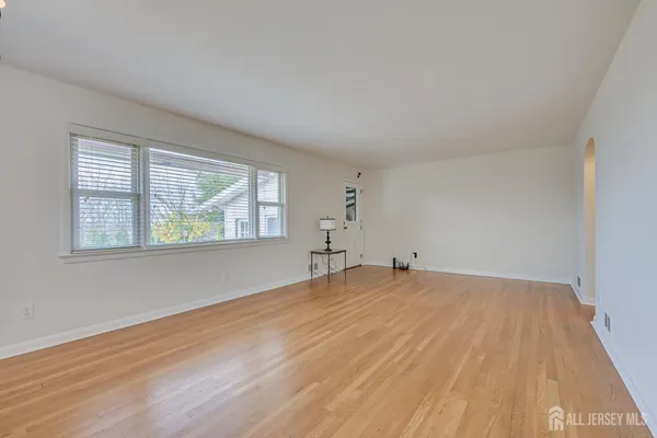 $539,800 | 59 Grandview Avenue, Edison, NJ 08837