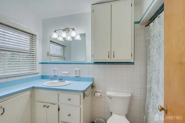 $539,800 | 59 Grandview Avenue, Edison, NJ 08837